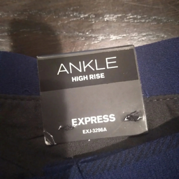 Express ankle high-rise trousers - Picture 4 of 9